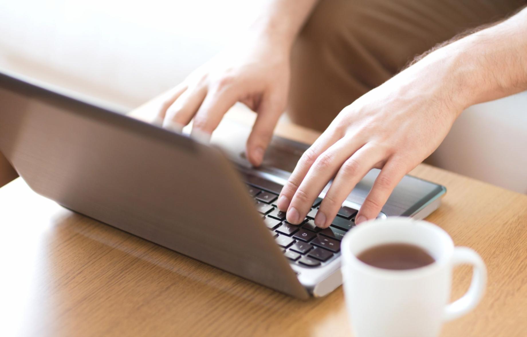 Focused learning environment with organized study materials